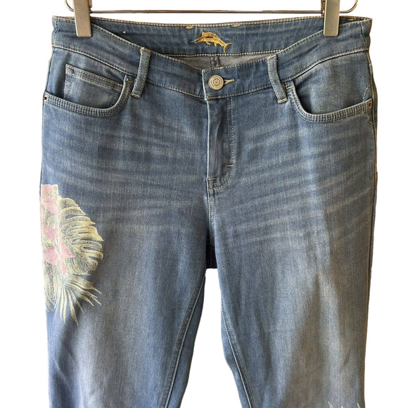 Tommy Bahama Temo Slim Boyfriend Jeans with Floral Print Accent - Size 27x29 - Picture 3 of 10